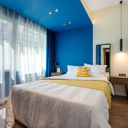 Apartman Nestio Premium Designer - 1br & 2br Gems *