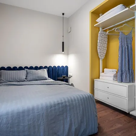 Nestio Premium Designer - 1br & 2br Gems Apartman *