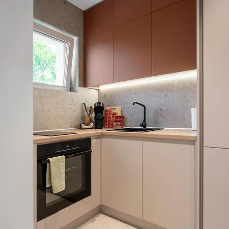 Nestio Premium Designer - 1br & 2br Gems Apartman Plovdiv