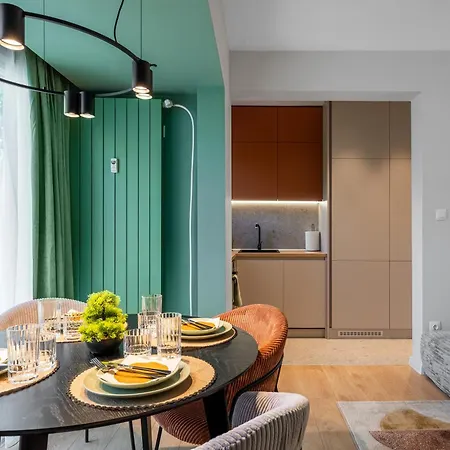 Nestio Premium Designer - 1br & 2br Gems Apartman