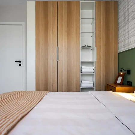 Nestio Premium Designer - 1br & 2br Gems Apartman
